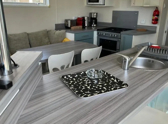 Kemp Mobilhome La Carabasse Vias